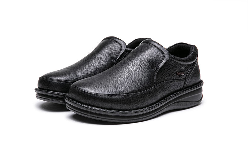 סליפרים שחורות לגברים מעור איכותי