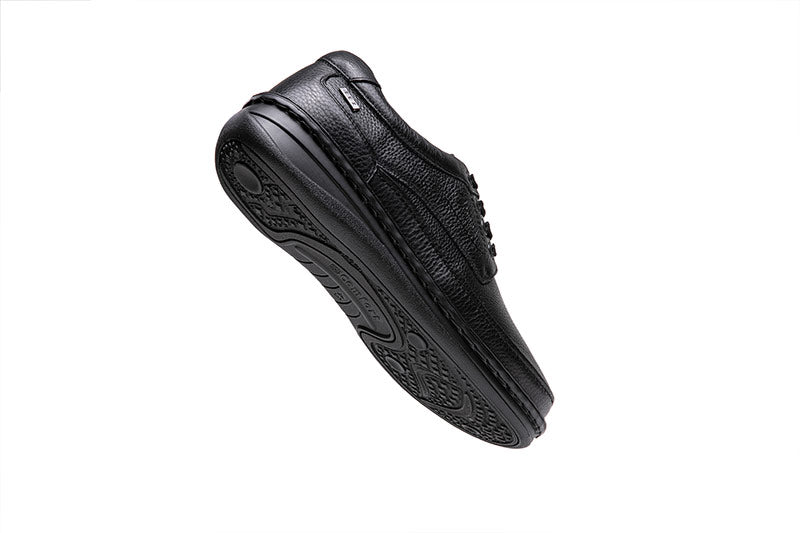 נעלי עור לגברים בגימור שחור