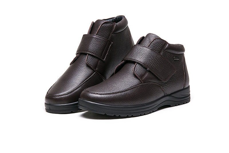 מגפי עור לגברים עם פרווה