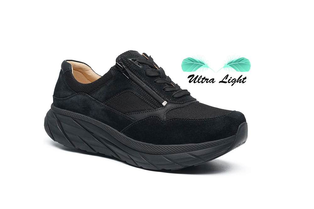 נעל ספורט לנשים עור משולב רשת