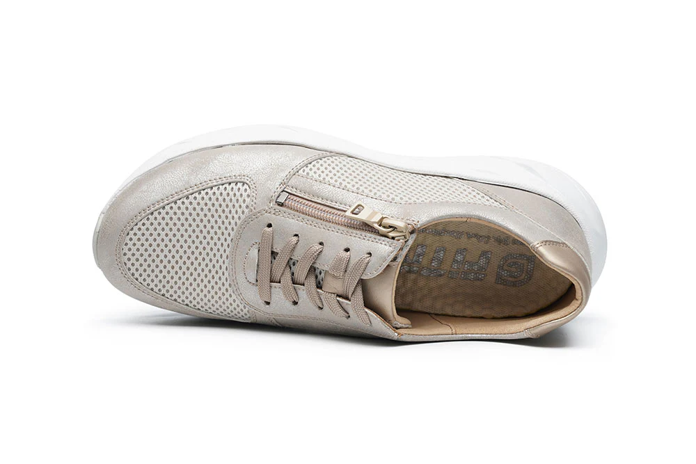 נעל ספורט לנשים עור משולב רשת